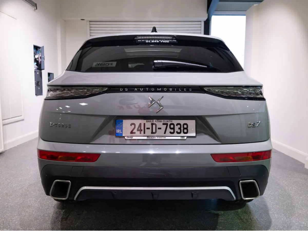 DS Automobiles DS 7 RIVOLI E-TENSE 225 AUTO 4DR - Image 5