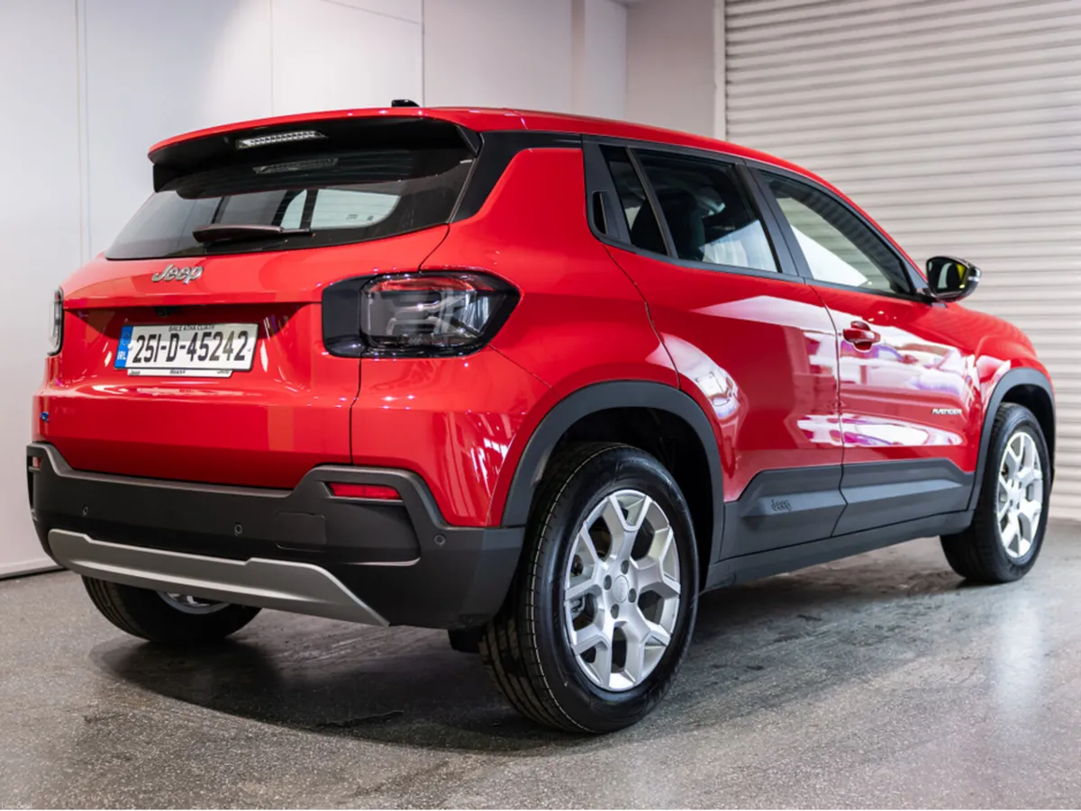 Jeep Avenger ALTITUDE 5DR AUTO - Image 4