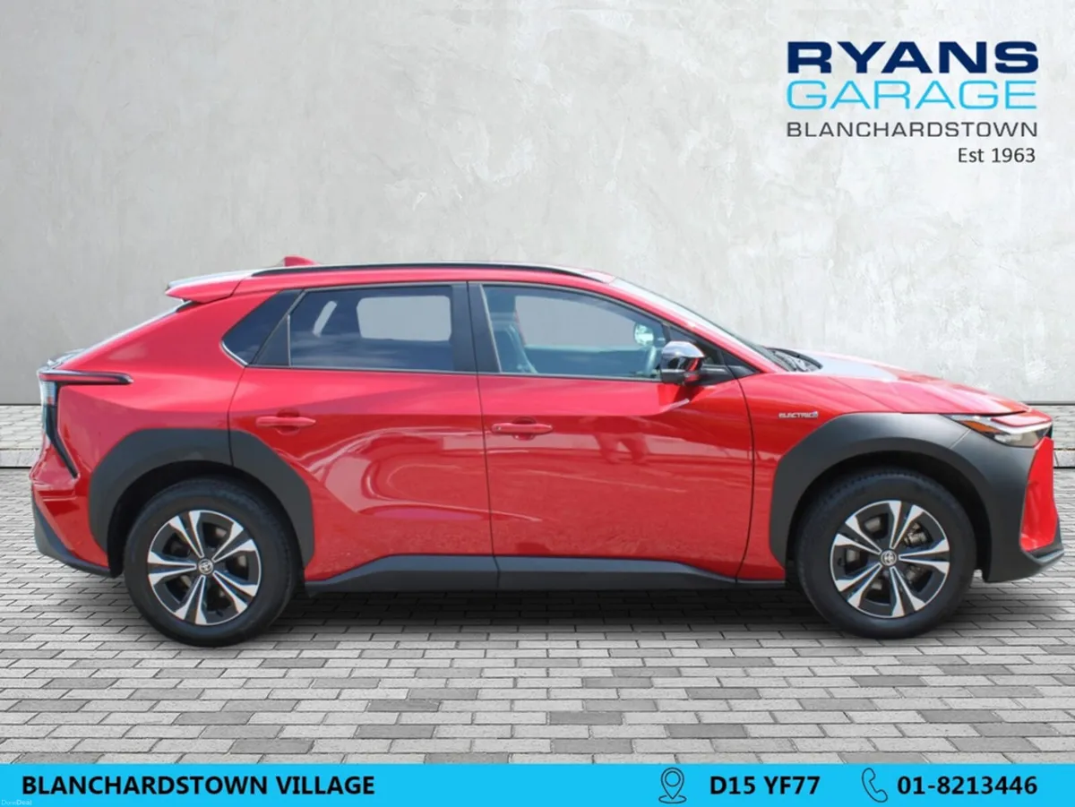 Toyota bZ4X PURE 71KW   FULL ELECTRIC  ** REDUCED - Image 3