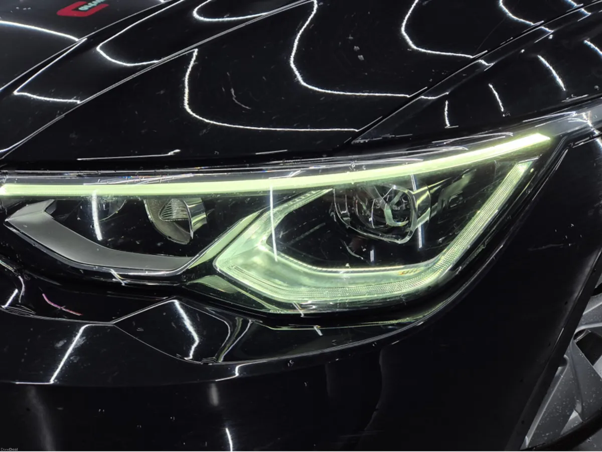 Volkswagen Golf STYLE 2.0 TDI 115HP 5DR - Image 3