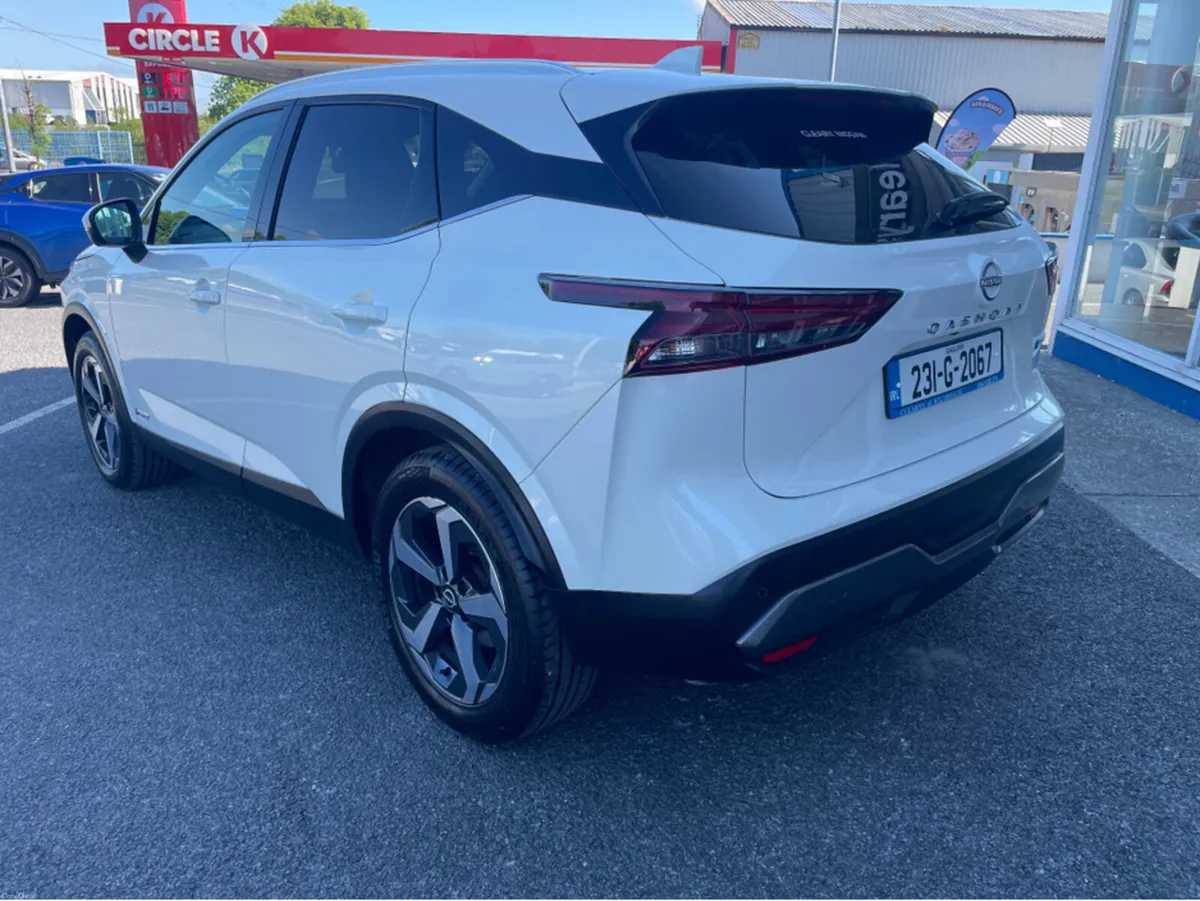 Nissan Qashqai EPOWER SV PREMIUM GR R RR 4DR AUTO - Image 3
