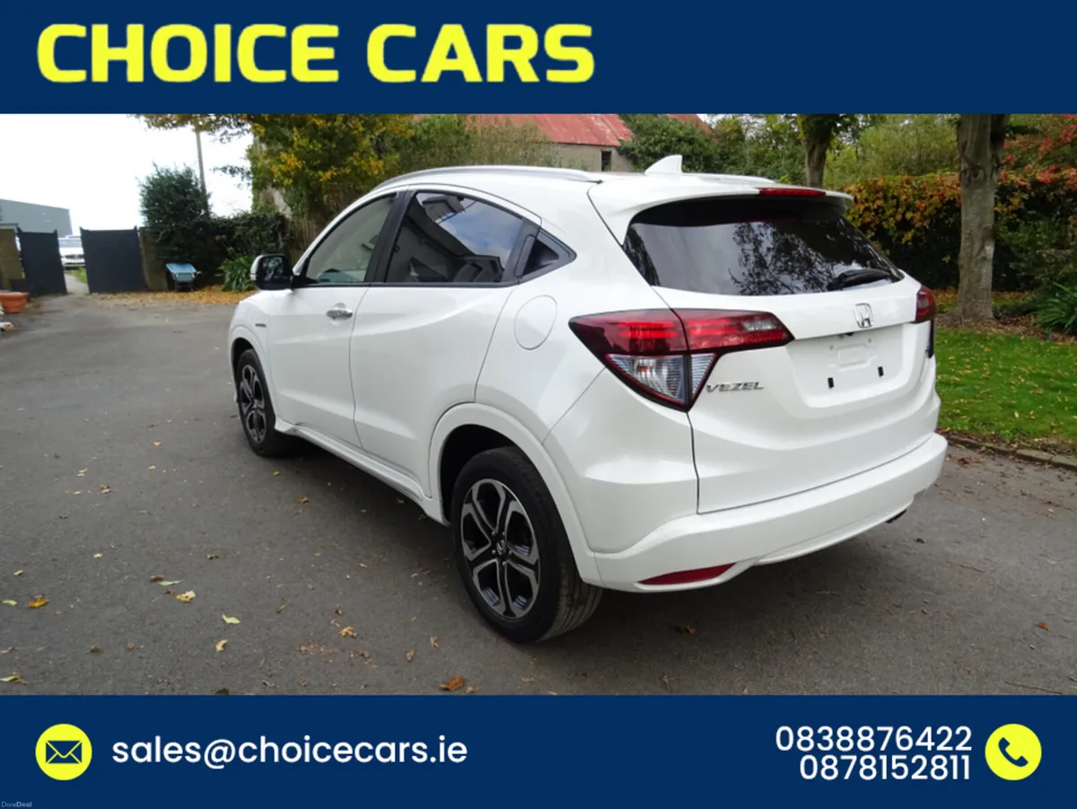 Honda Vezel 1.5 AUTO HYBRID TOP SPEC - Image 4