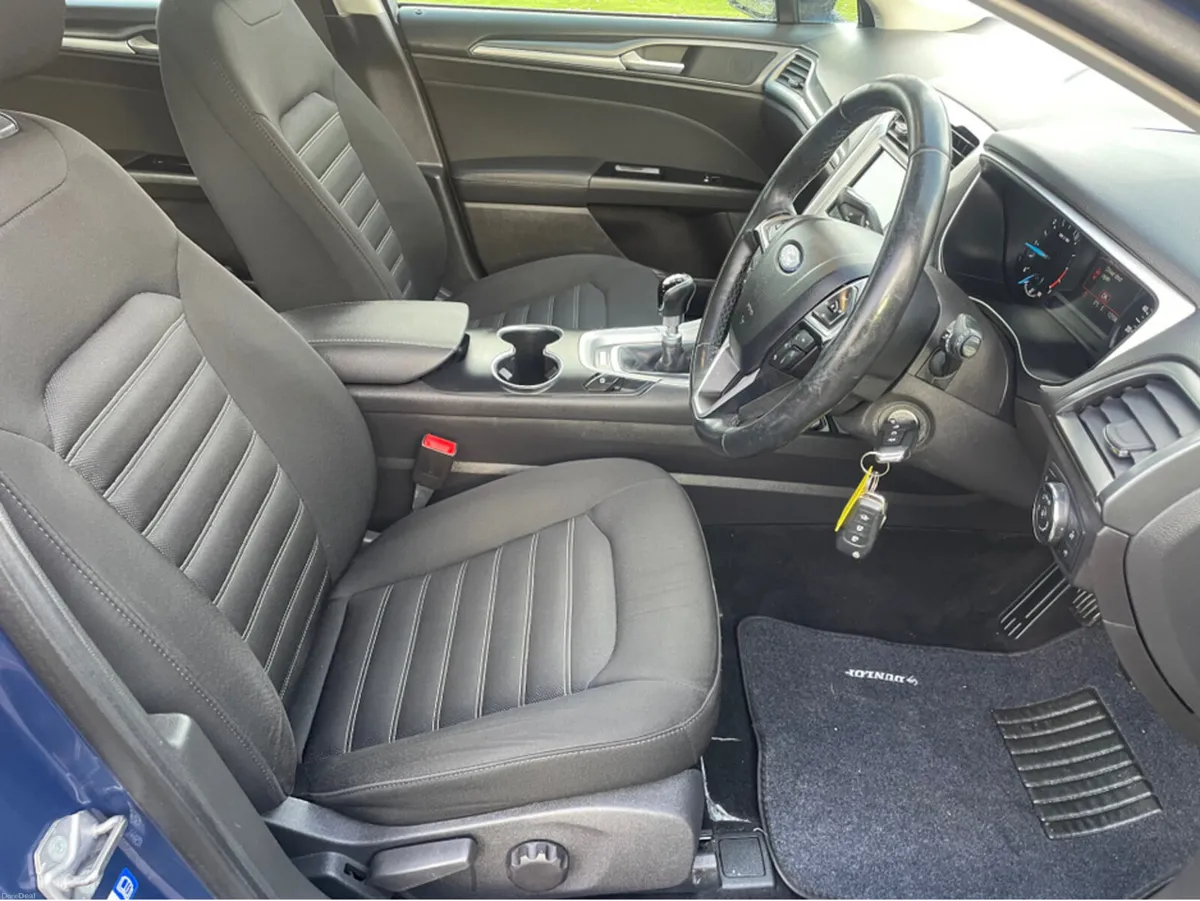 Ford Mondeo 1.5 TDCI 120 ZETEC EC ECONETIC S/S 5DR - Image 5