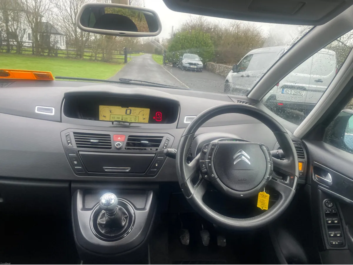 Citroen C4 Picasso HDI 110 PLATINUM 4DR 5SPEED - Image 3