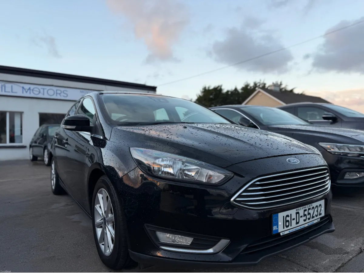 Ford Focus 1.5 TDCI TITANIUM 120PS 6SPEED 5DR - Image 3