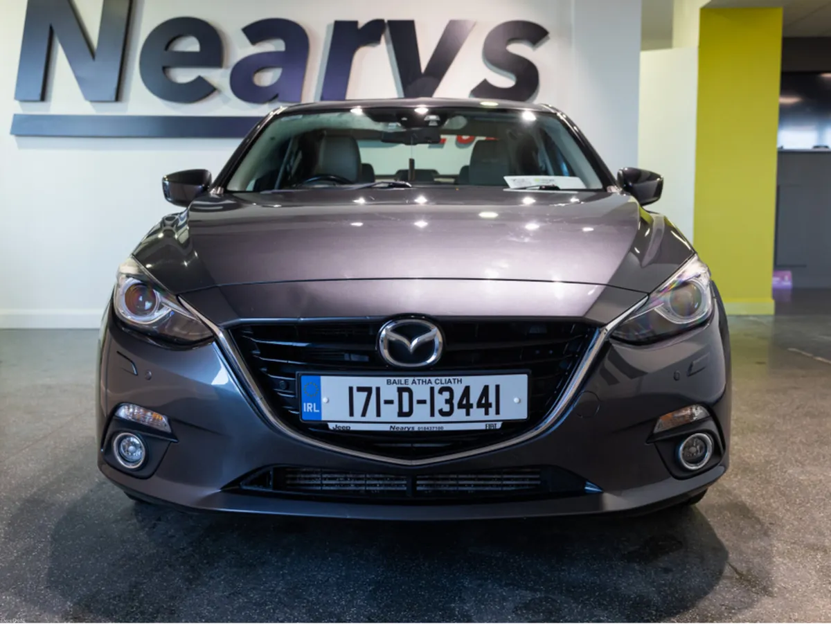 Mazda Mazda3 2.2 150PS PLATINUM LS 4DR - Image 2