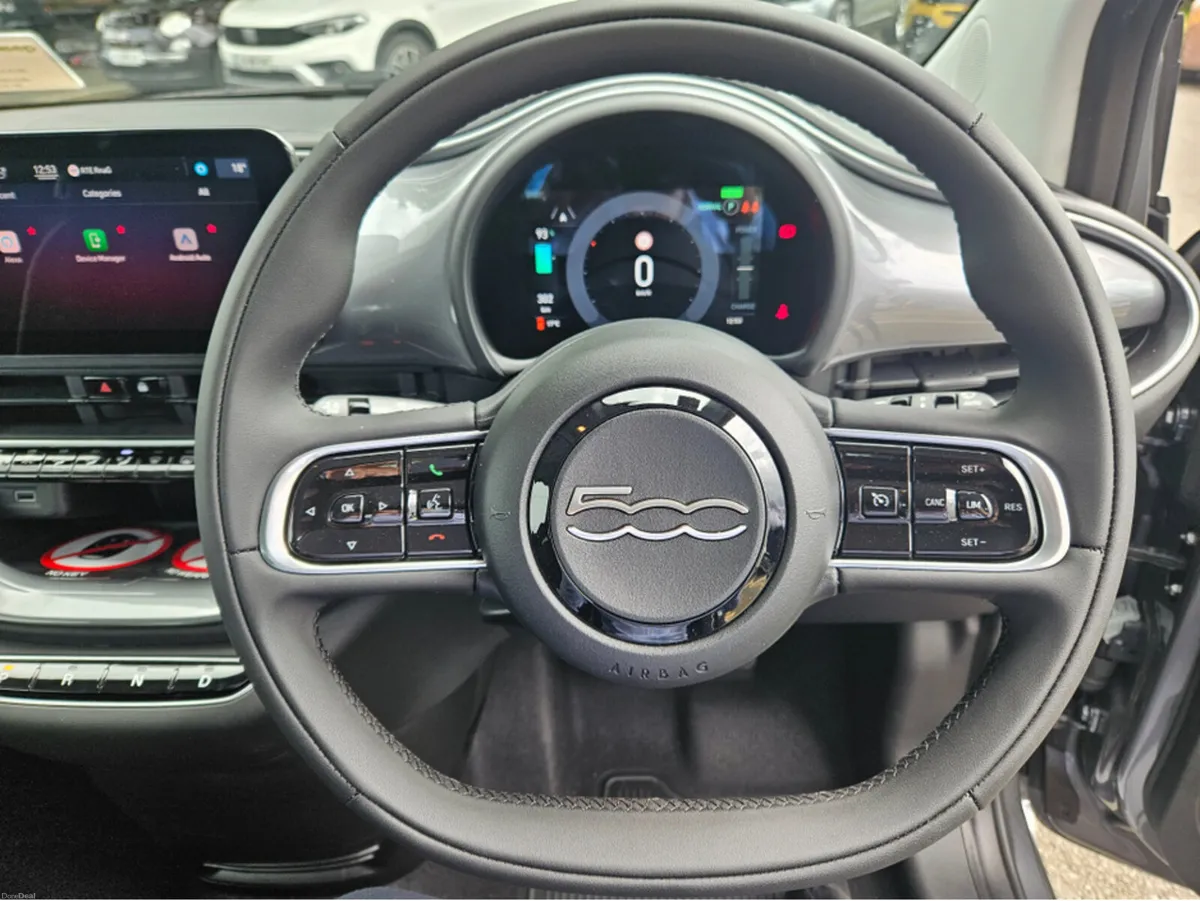 Fiat 500e Icon  42kw  NEW YEAR SALE  Choice of col - Image 4