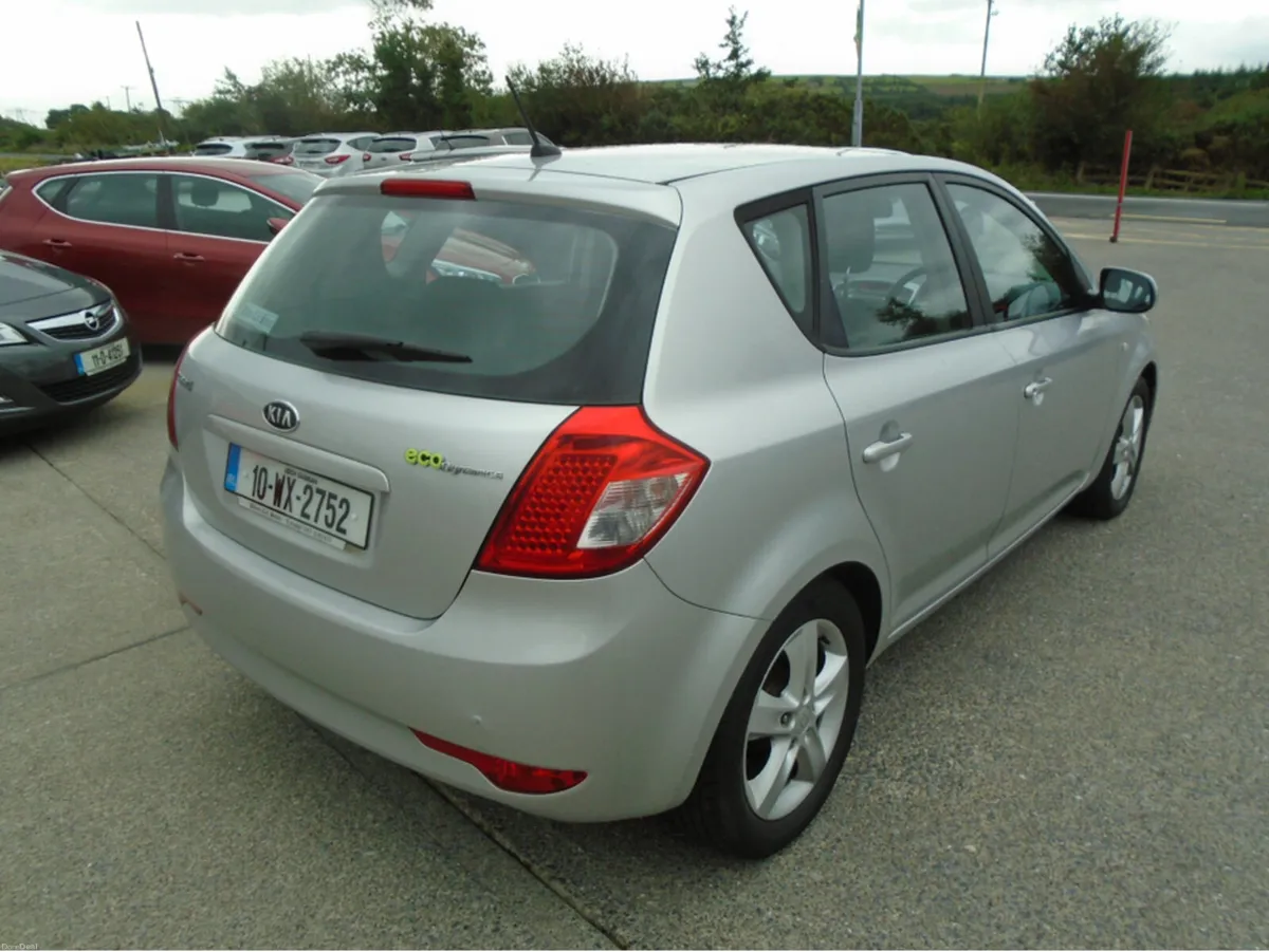 Kia Ceed 1.6 D TX ISG 5DR - Image 6