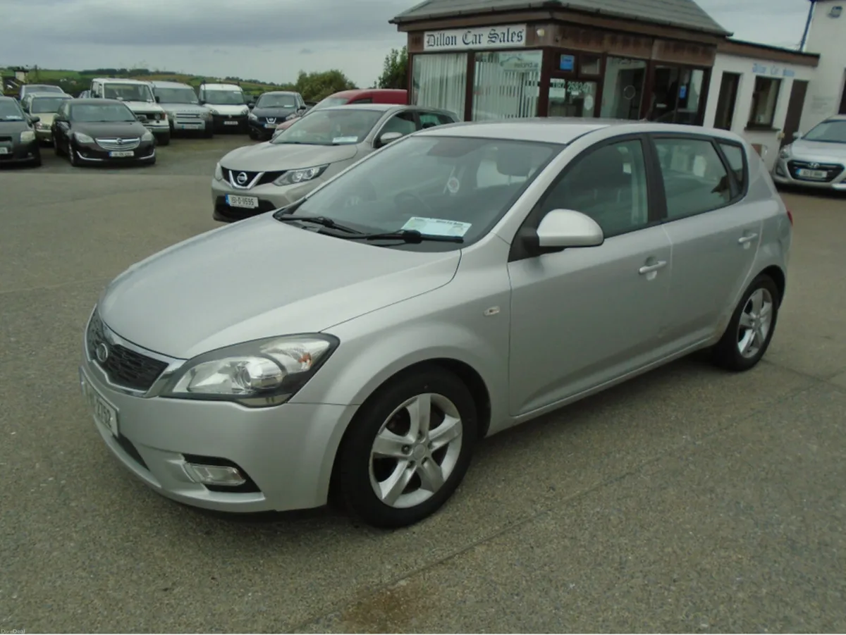Kia Ceed 1.6 D TX ISG 5DR - Image 2