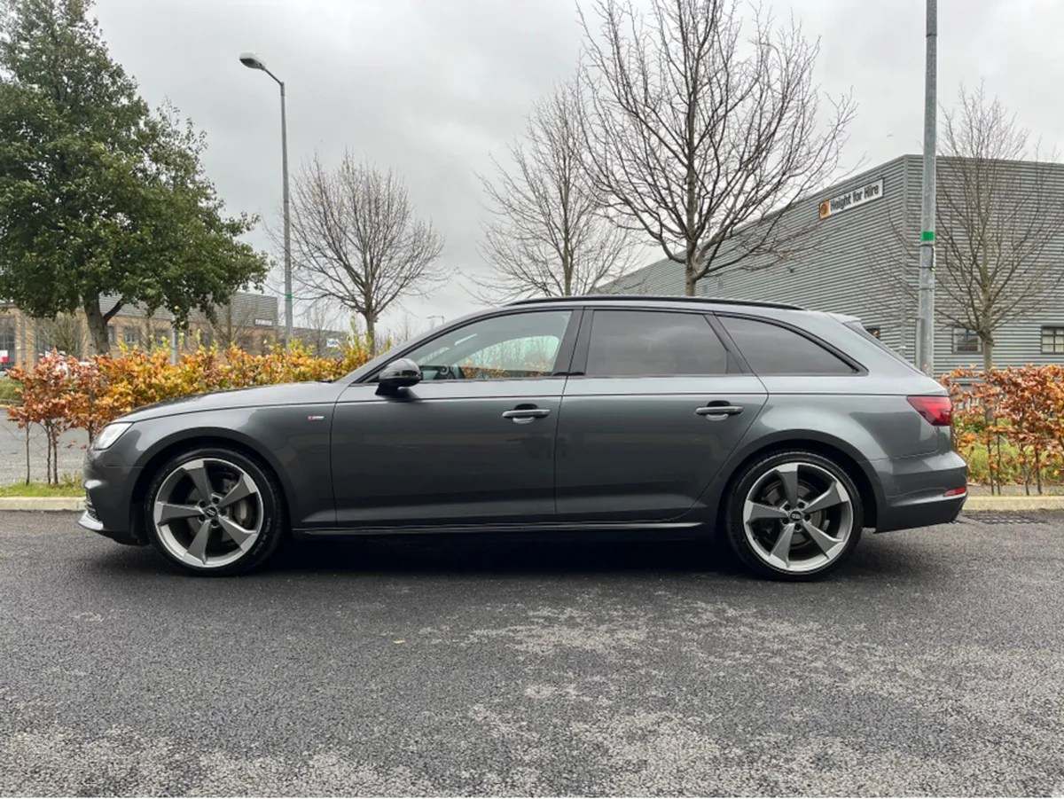 Audi A4 2.0 TDI AVANT S LINE BLACK EDITION *1OWNER - Image 2