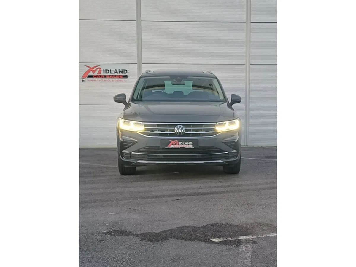 Volkswagen Tiguan ELEGANCE 2.0 TDI  150HP - Image 3