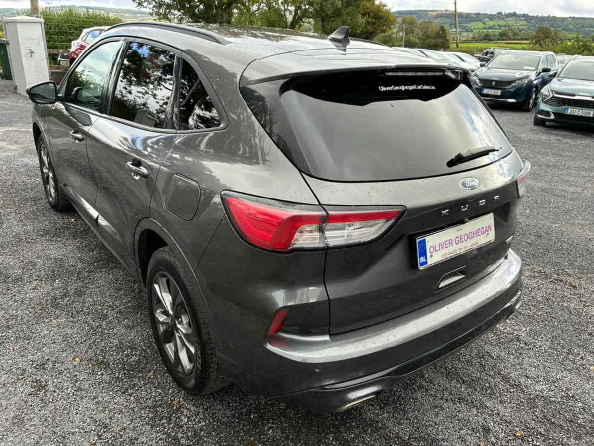 Ford Kuga ST-LINE 2.5 PHEV - Image 4