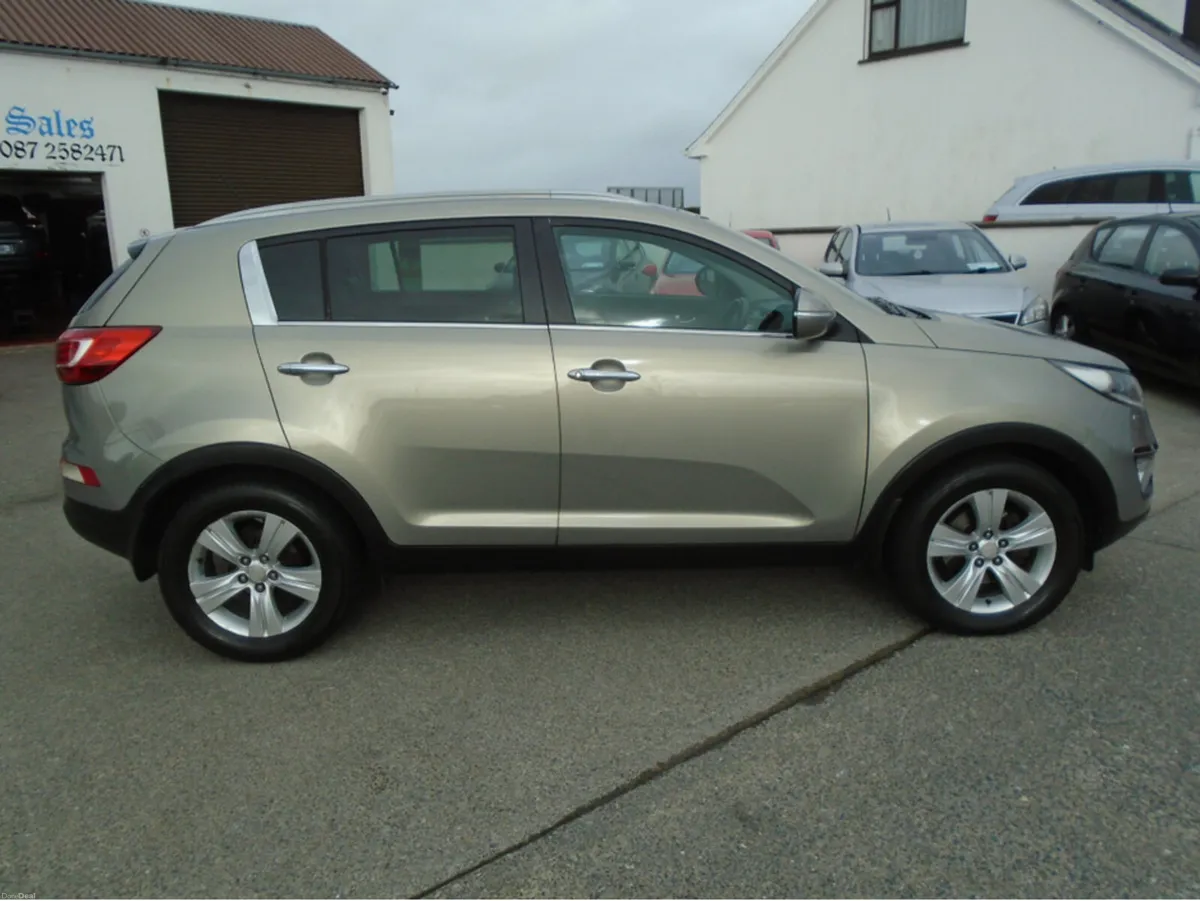 Kia Sportage 1.7 4X2 GSE 5DR 4DR - Image 6