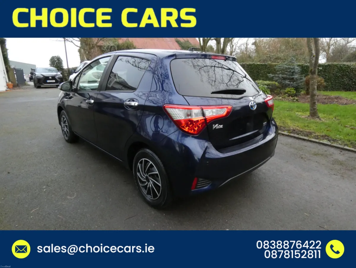 Toyota Yaris 1.5 AUTO HYBRID LOW MILEAGE - Image 4