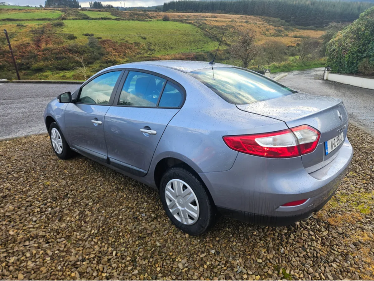 Renault Fluence 1.5 DCI 86 ROYALE 4DR - Image 4