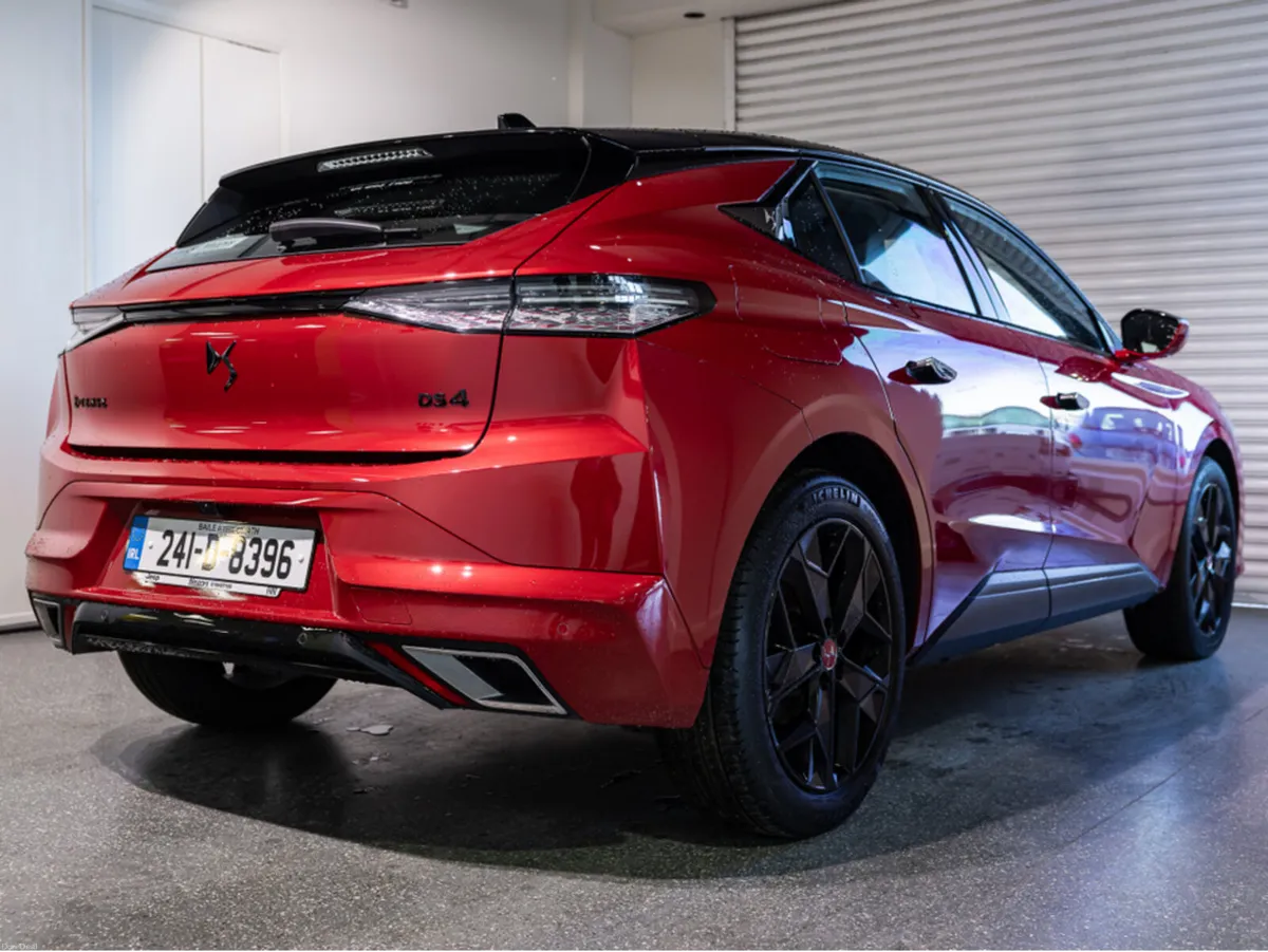 DS Automobiles DS 4 PERFOMANCE LINE E-TENSE 22 - Image 4
