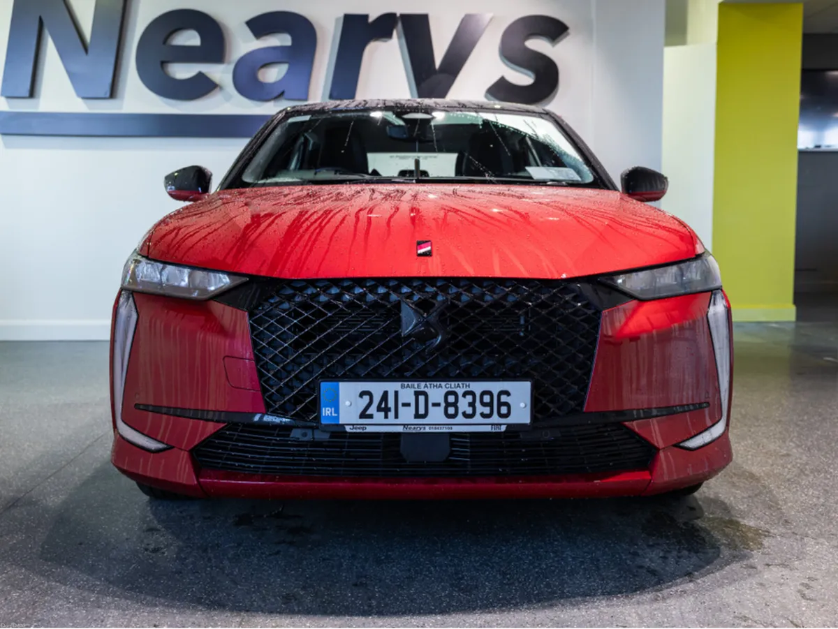 DS Automobiles DS 4 PERFOMANCE LINE E-TENSE 22 - Image 2