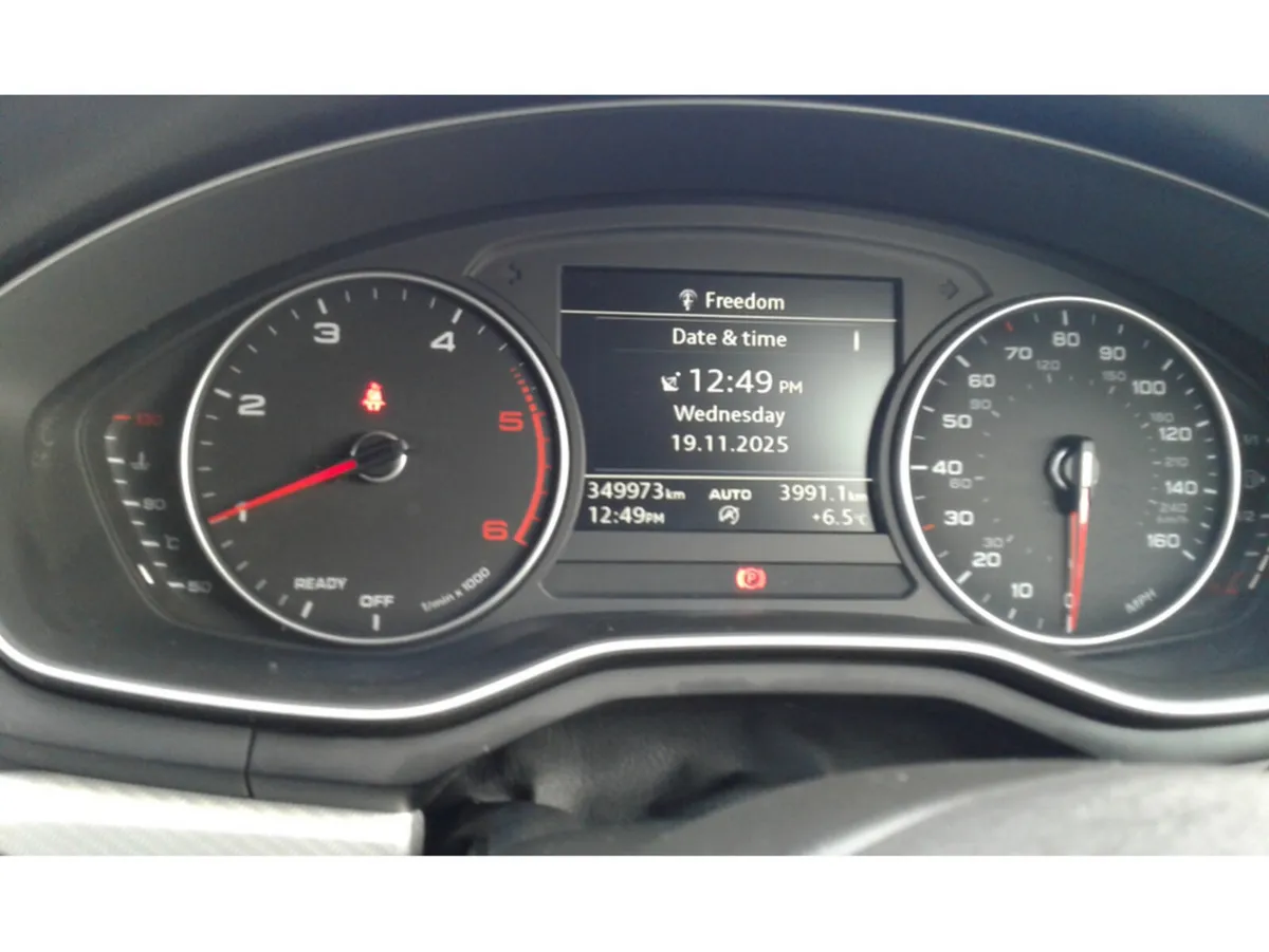Audi A4 2.0 TDI SPORT ULTRA 190PS 5 5DR - Image 2