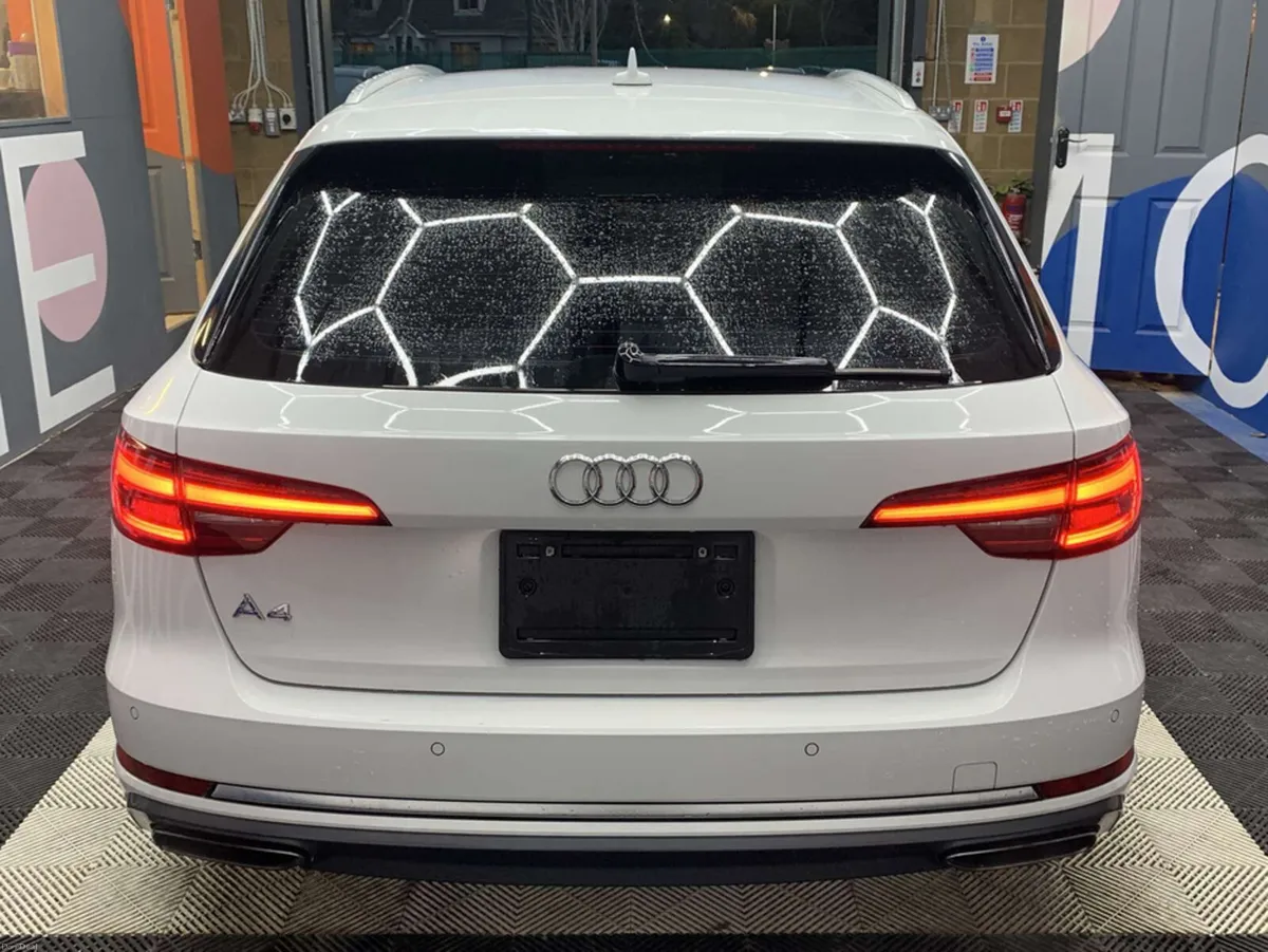 Audi A4 2019 Audi A4 Avant Automatic 1.4 TFSI / He - Image 5