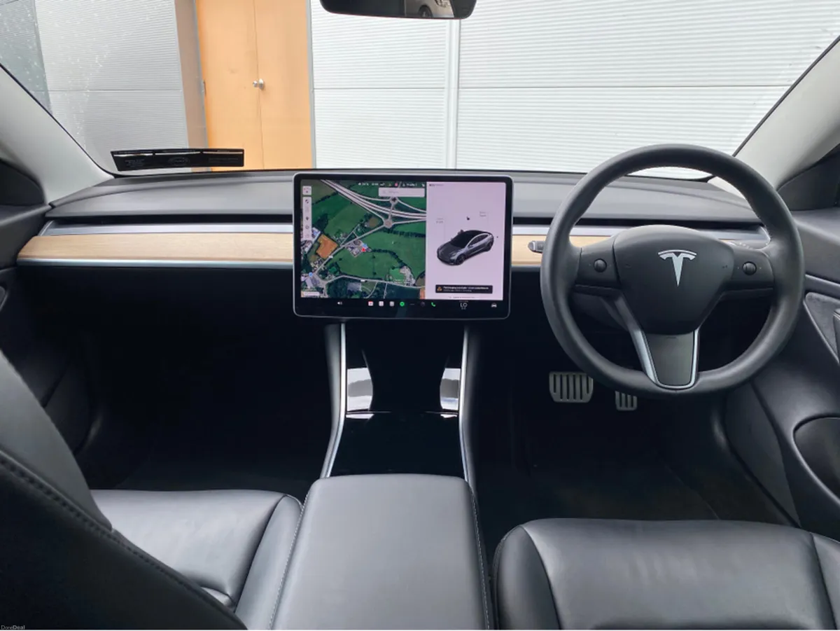 Tesla Model 3 PERFORMANCE DUAL MOTORS 4DR AUTO - Image 3
