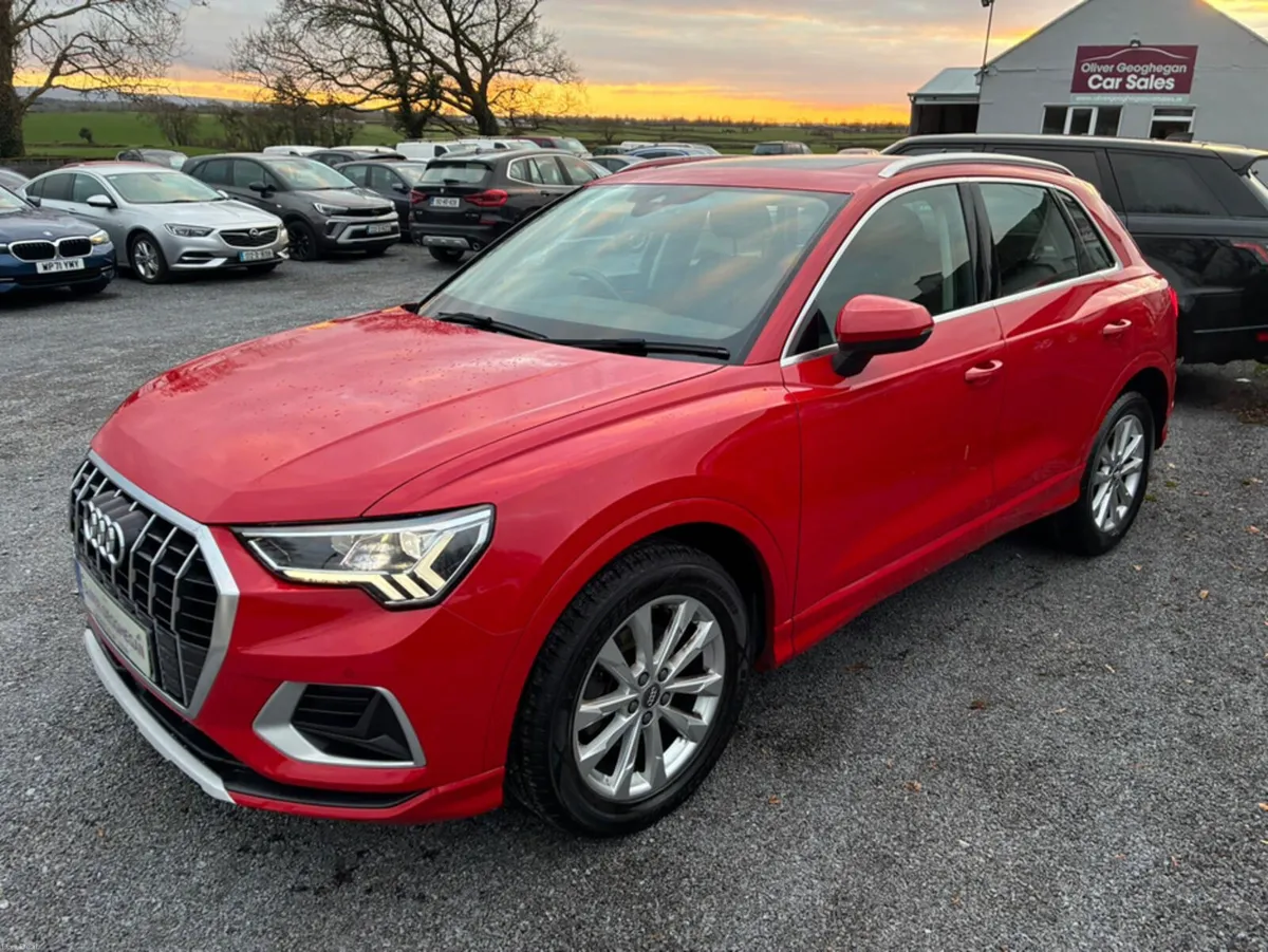 Audi Q3 1.5 TFSI SPORT 150 BHP (PAN ROOF) LOW KLMS - Image 4