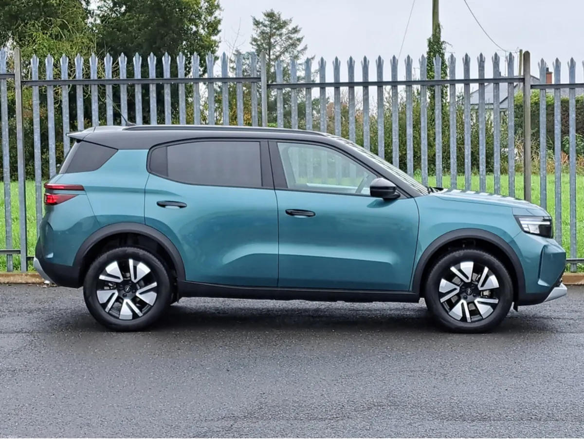 Opel Frontera GS 1.2TURBO 100BHP HYBRID - Image 3