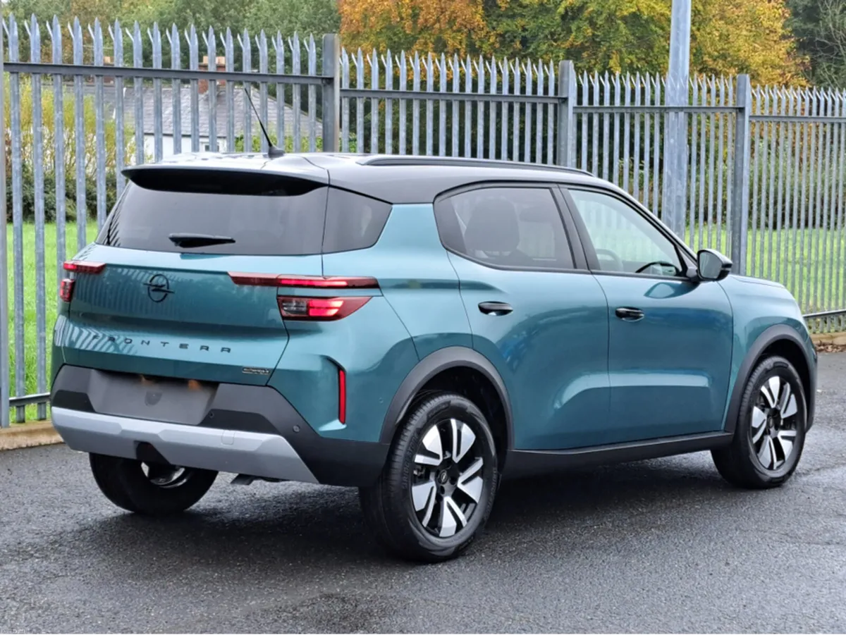 Opel Frontera GS 1.2TURBO 100BHP HYBRID - Image 4