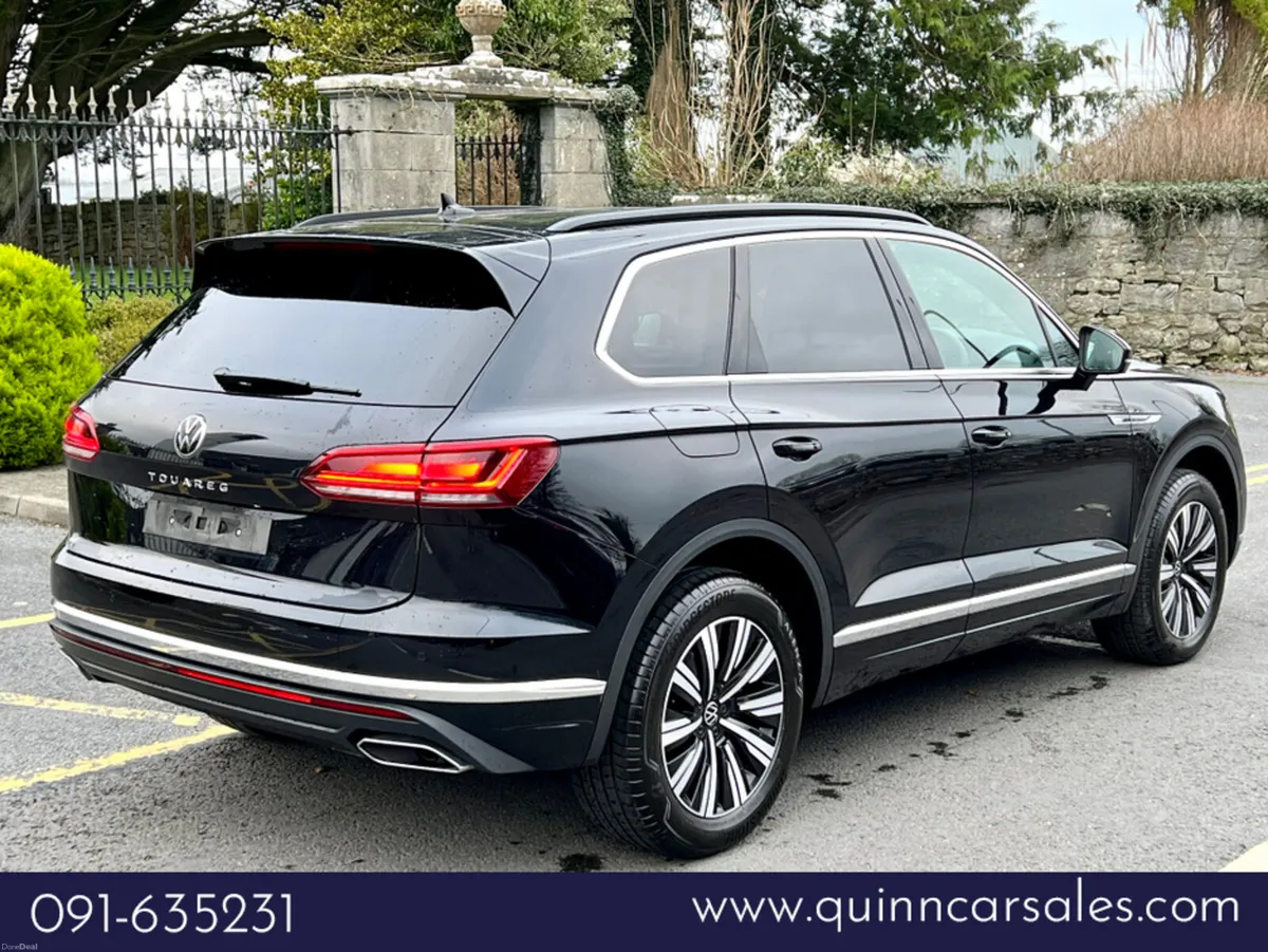 Volkswagen Touareg 3.0 V6 TDi SEL TECH 286 BHP==2 - Image 3
