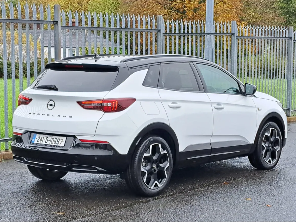 Opel Grandland GS 1.2TURBO 130BHP 8 SPEED AUTOMATI - Image 4
