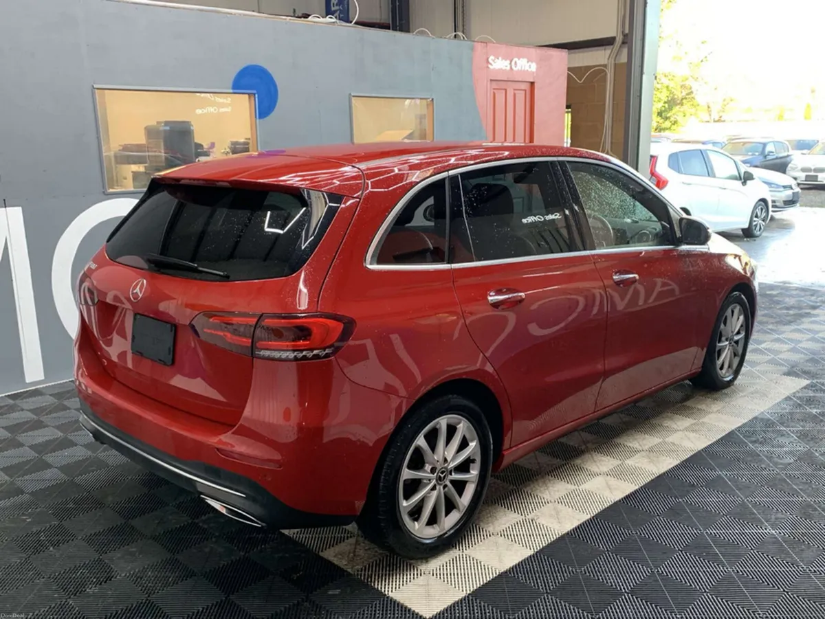 Mercedes-Benz B-Class Mercedes B180 1.3 Automatic - Image 4