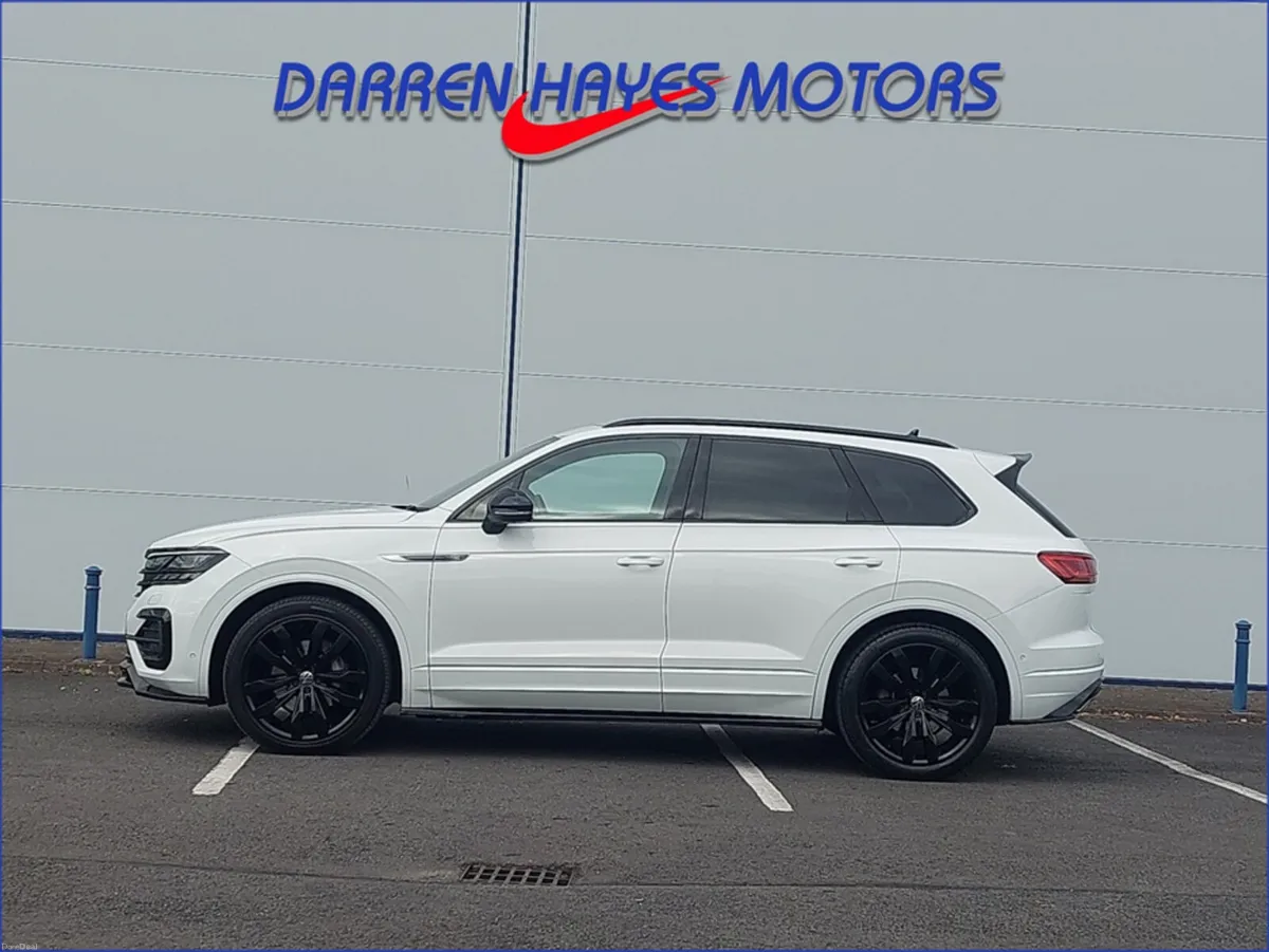 Volkswagen Touareg V6 BLACK EDITION TDI - Image 4