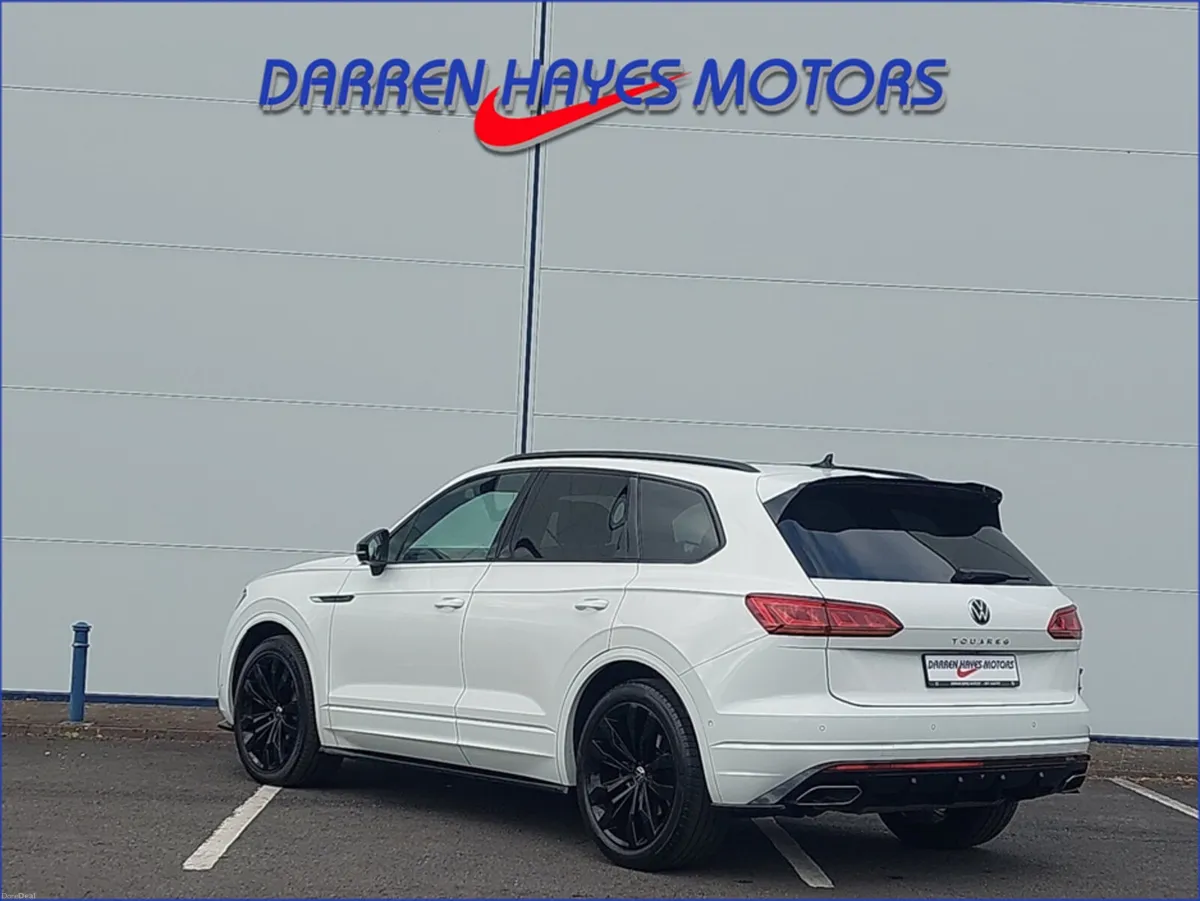 Volkswagen Touareg V6 BLACK EDITION TDI - Image 6