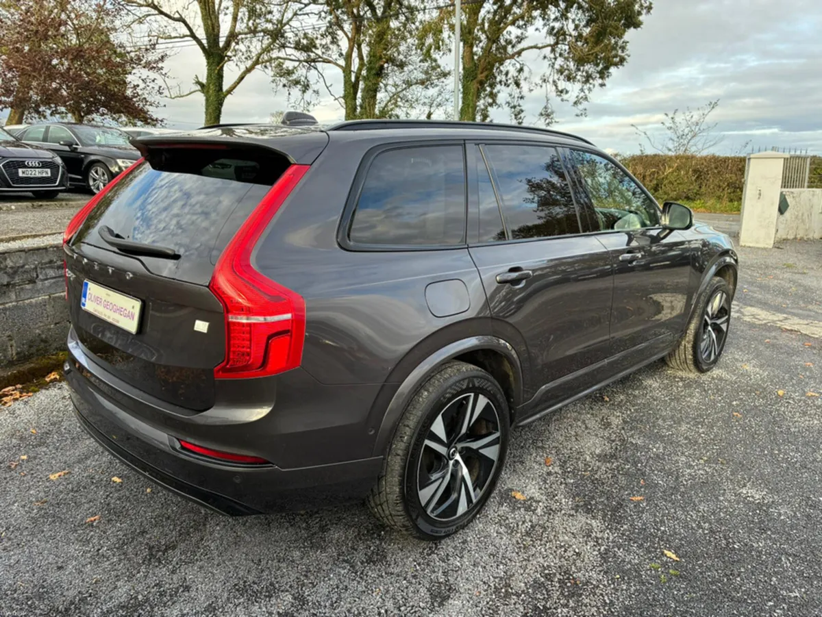 Volvo XC90 T8 PHEV PLUS (DARK THEME) AWD  AUTO 455 - Image 2
