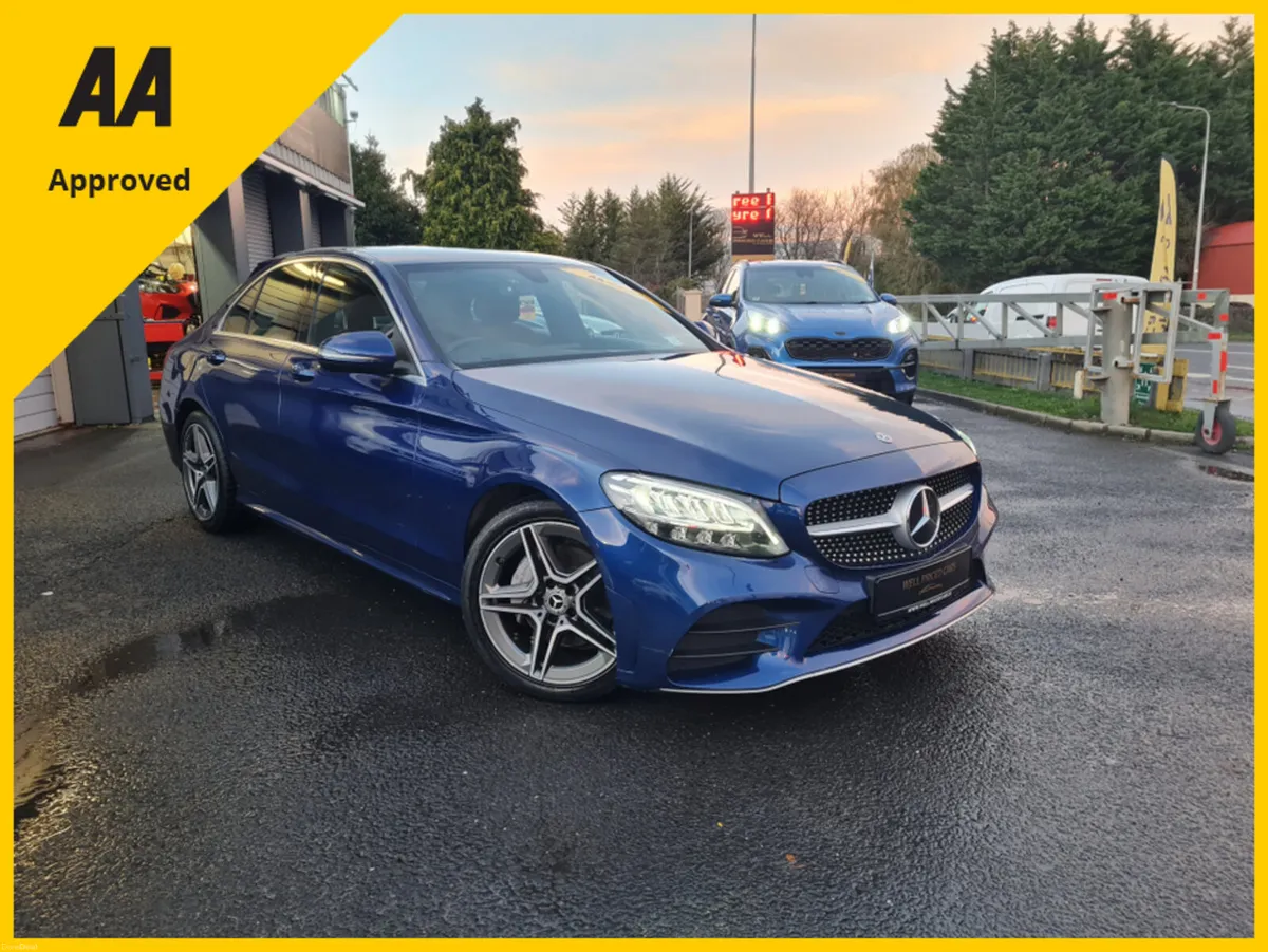 Mercedes-Benz C-Class HUGE SPEC AUTOMATIC LOW KM ! - Image 5