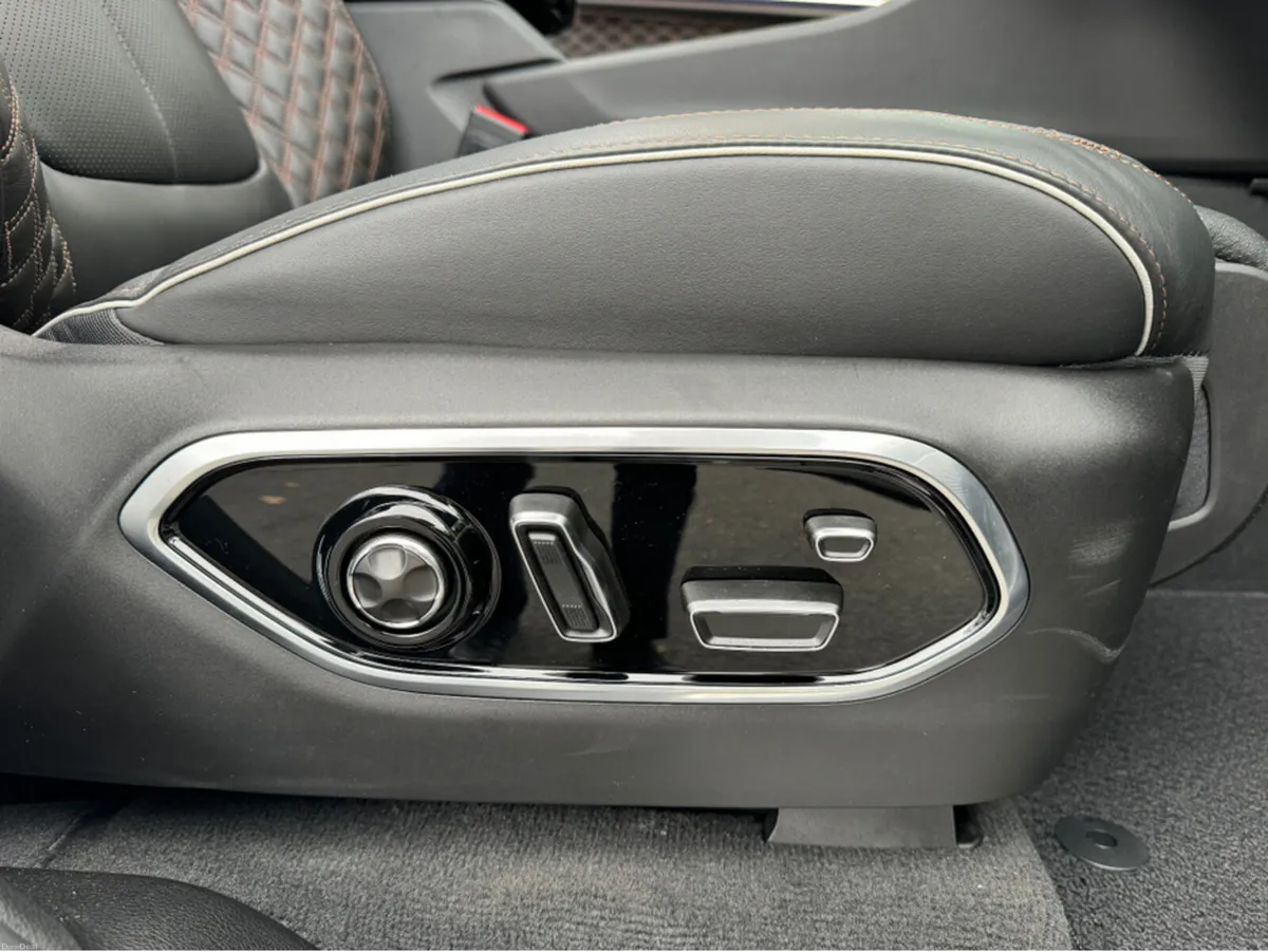 Jeep Grand Cherokee SUMMIT RESERVE - Image 6