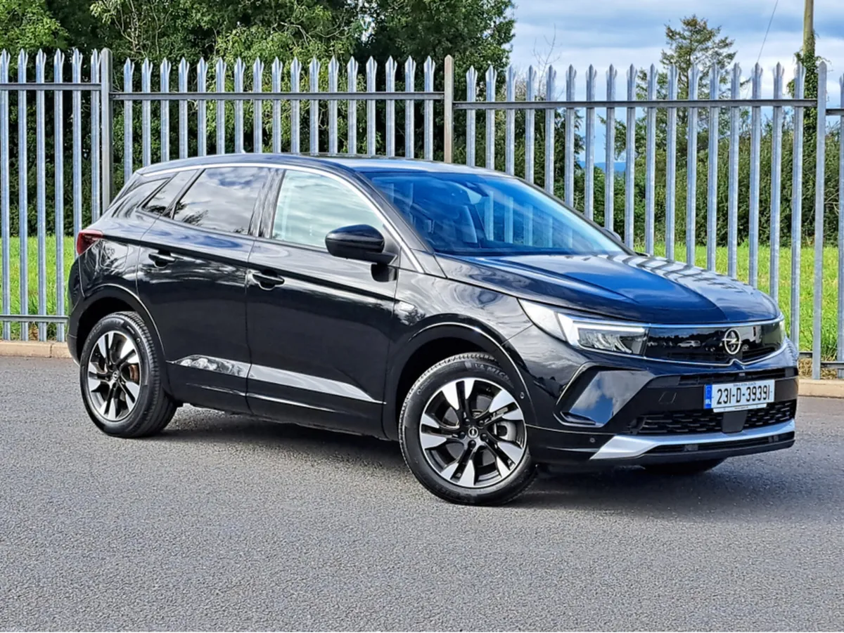 Opel Grandland ELEGANCE 1.6TURBO 225BHP 8 SPEED AU - Image 3