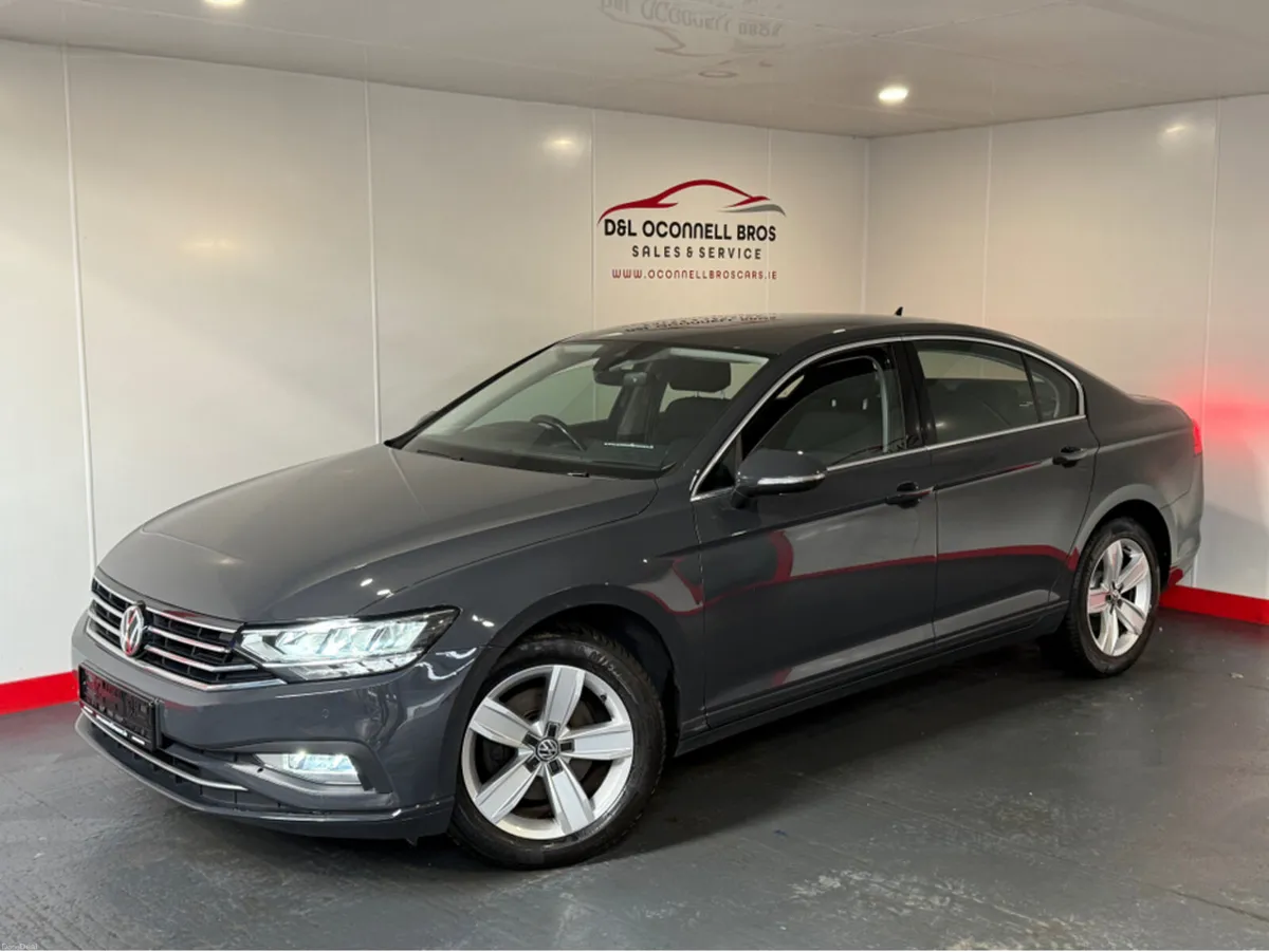 Volkswagen Passat SE NAV TDI ONLY 57K MILES! - Image 2