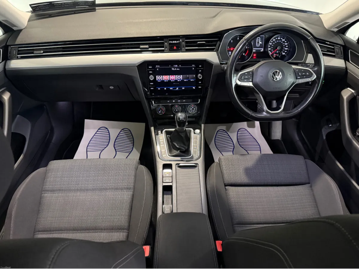 Volkswagen Passat SE NAV TDI ONLY 57K MILES! - Image 3