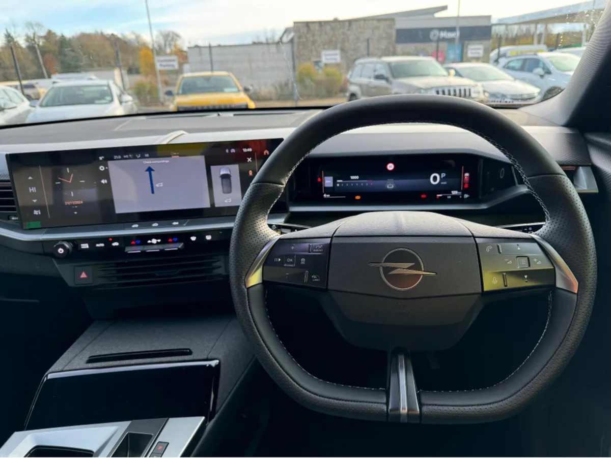 Opel Grandland GS | 1.2 MHEV - Image 4