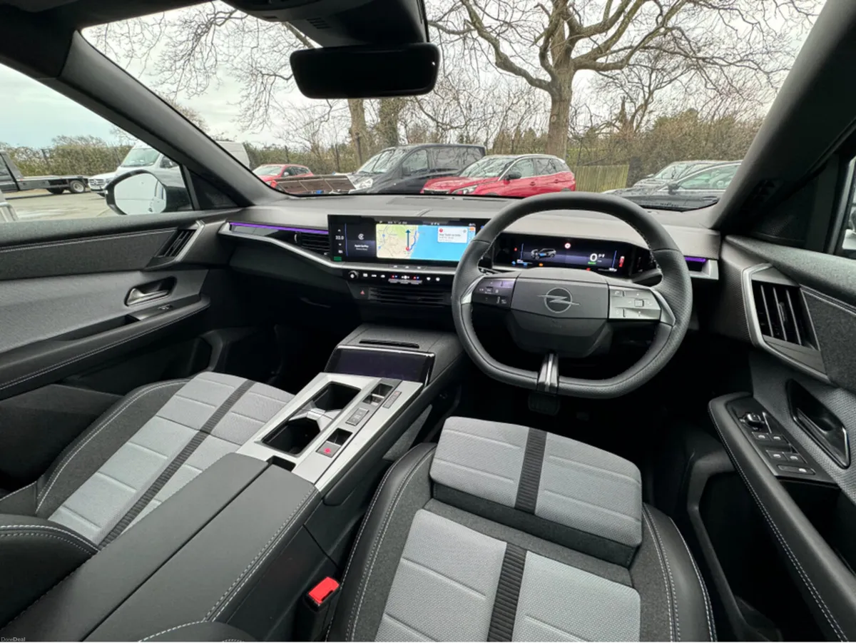Opel Grandland Electric | GS | 210PS - Image 3
