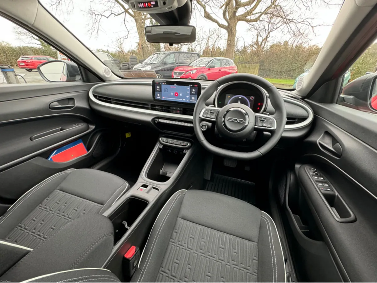 Fiat 600 1.2 MHEV | 100hp | eDCT 6 - Image 3