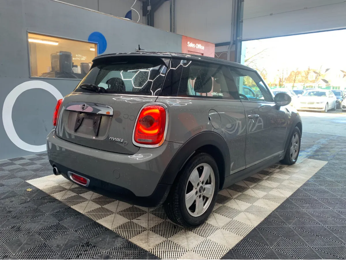 Mini Cooper 2017 MINI COOPER AUTOMATIC 1.5 DIESEL - Image 6