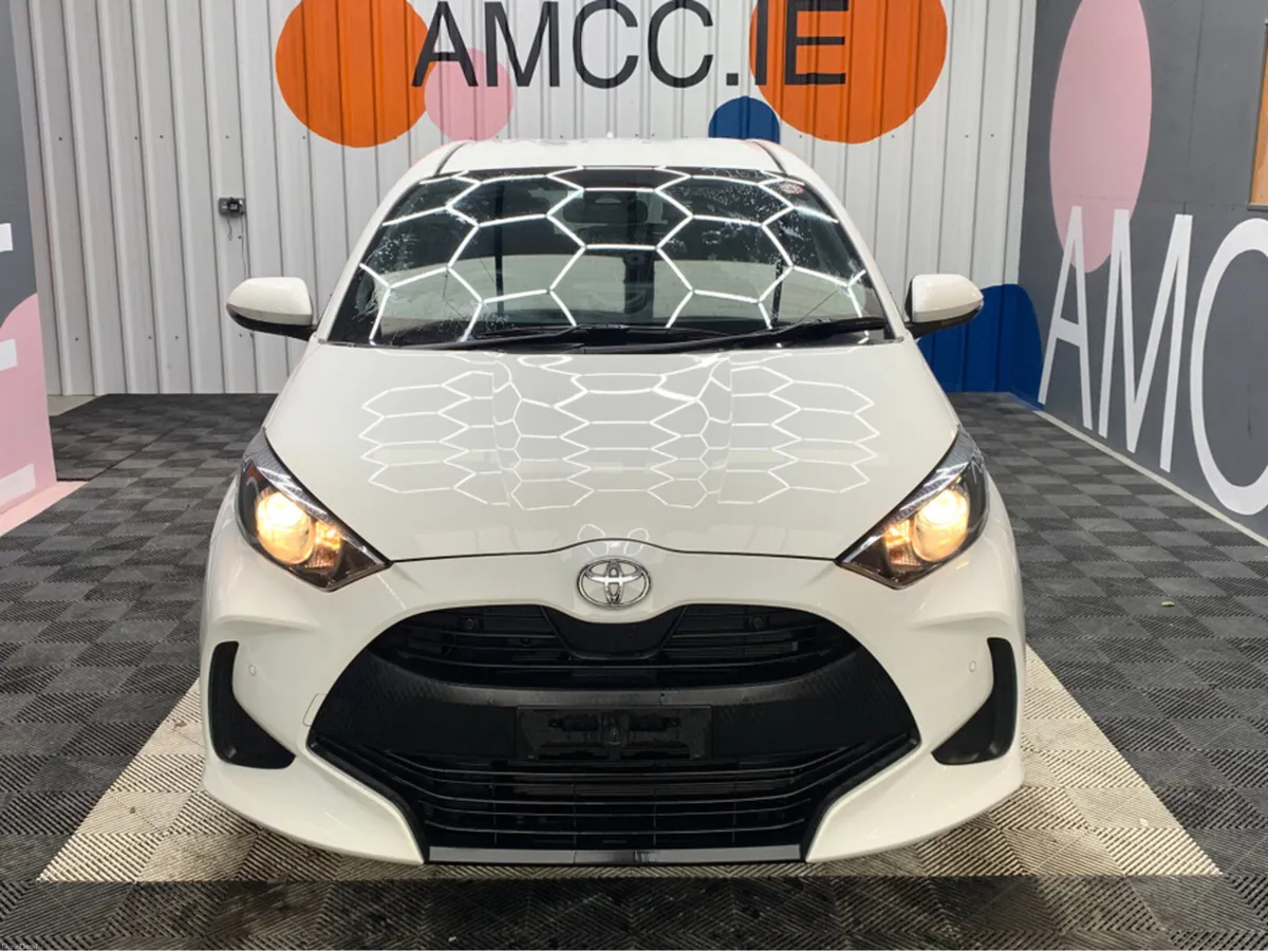 Toyota Yaris X / 47k KMs / Reverse Camera / 1.0L P - Image 2
