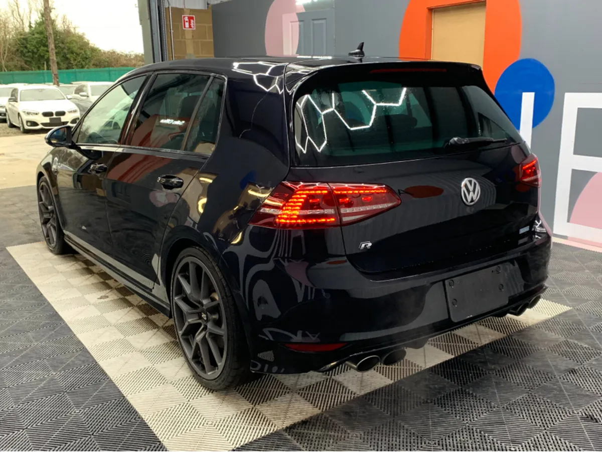 Volkswagen Golf R / Manual / 134k KMs /  Heated Le - Image 4