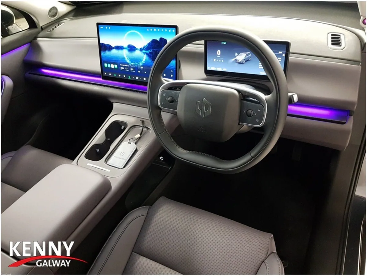 Leapmotor C10 DESIGN REEV 975KM 28KWH PH - Image 2