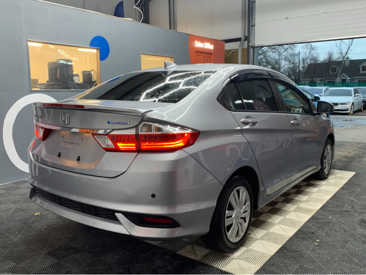 Honda Grace HONDA GRACE HYBRID DX / 98k KMs / Adap - Image 6