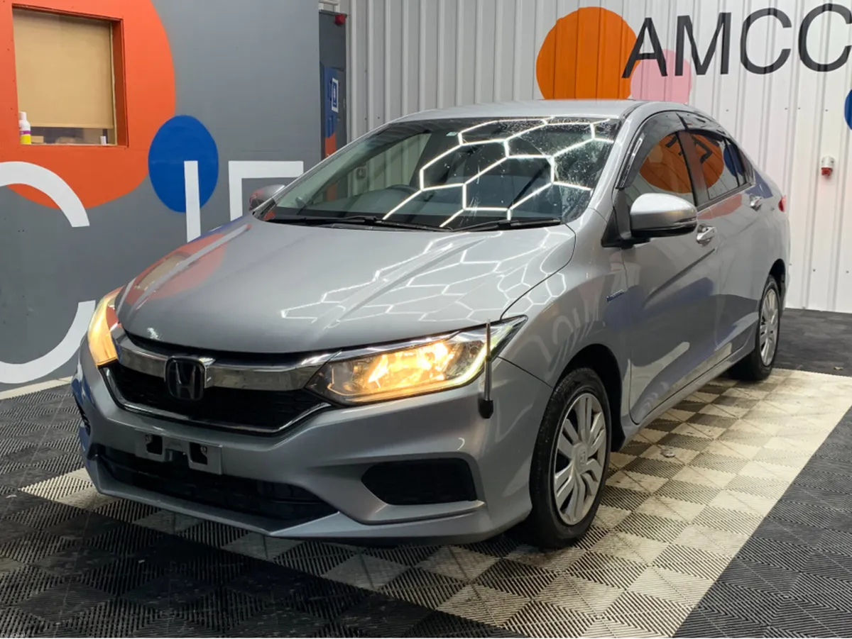 Honda Grace HYBRID DX / 98k KMs / Adaptive Cruise - Image 3