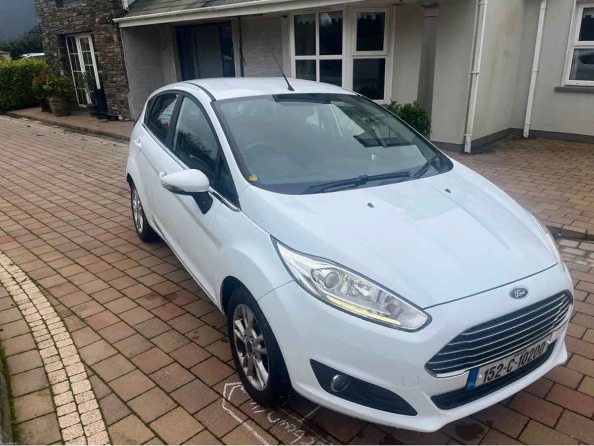 Ford Fiesta 1.25 ZETEC 82PS 5DR ARGENTO - Image 1