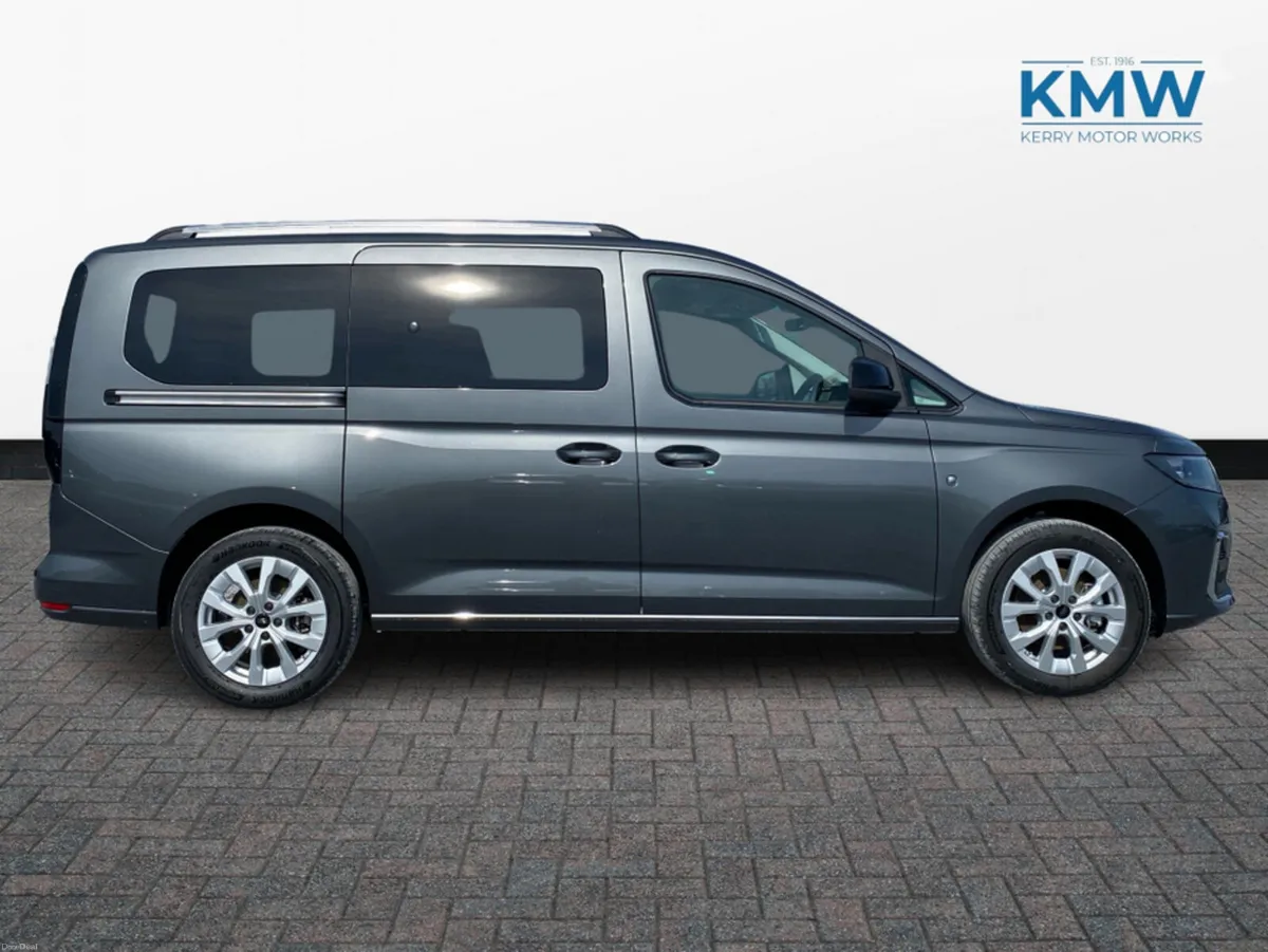 Ford Tourneo Connect Titanium LWB 2.0 122BHP Autom - Image 4