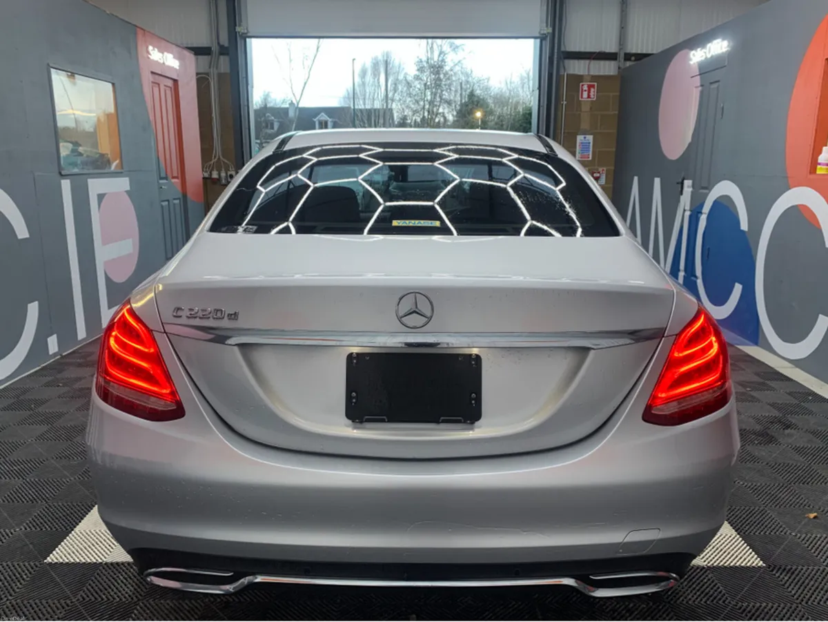 Mercedes-Benz C-Class 2017 C220d AUTOMATIC / 41k K - Image 5